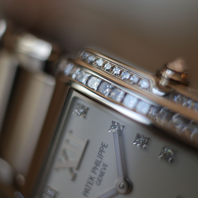 Patek Philippe Twenty~4 Weißgold im Kundenauftrag - Bild 3 